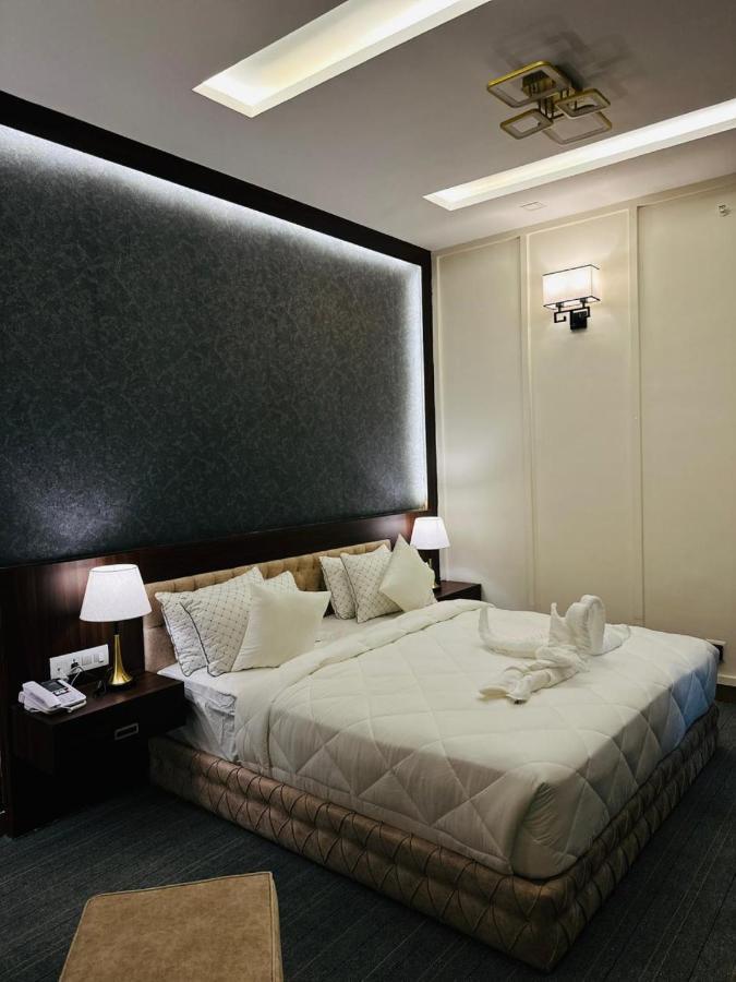 Hotel Essotto Recreation Hub Bangalore Esterno foto
