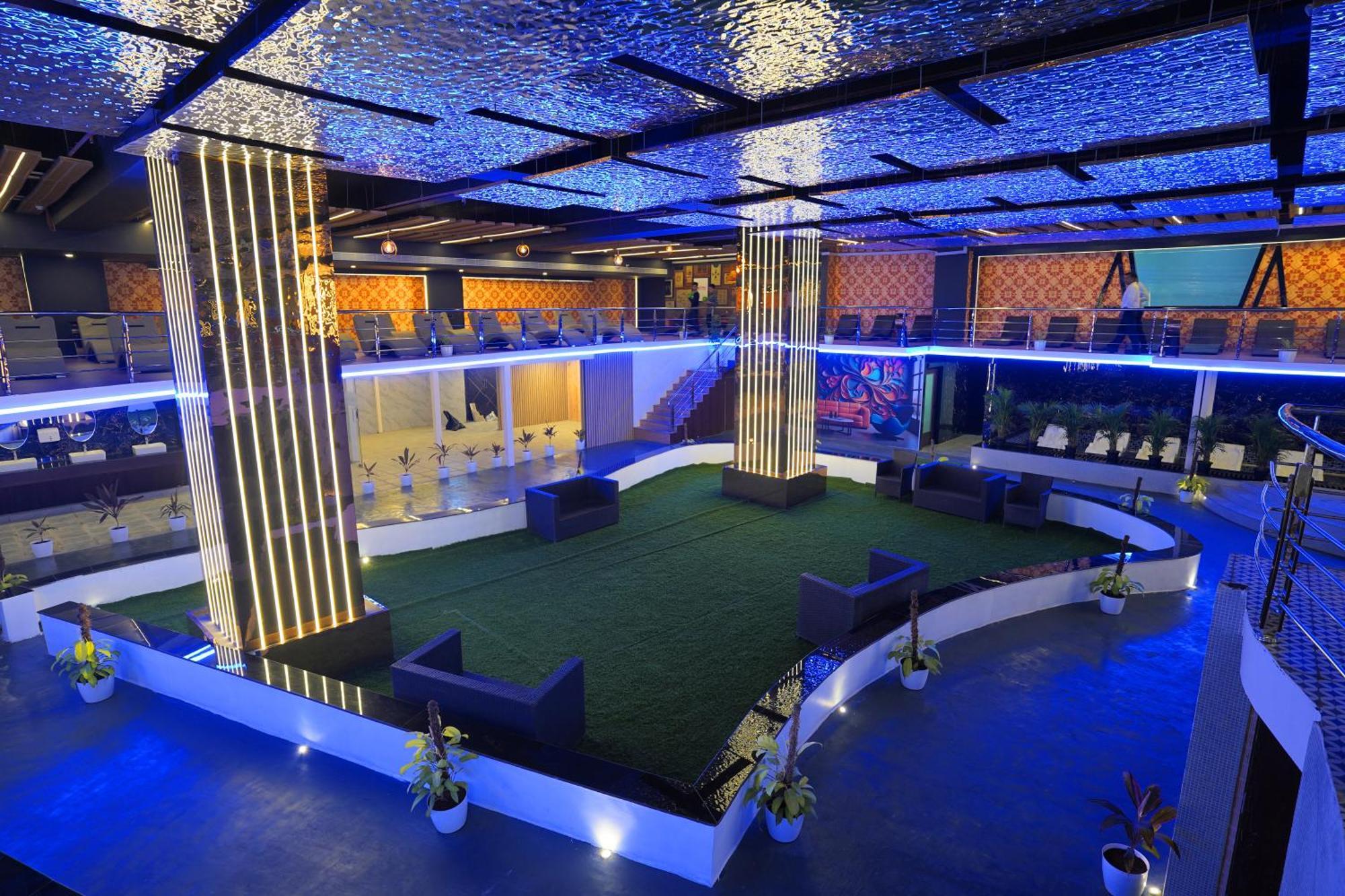 Hotel Essotto Recreation Hub Bangalore Esterno foto